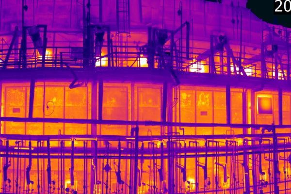 INFRARED THERMOGRAPHY OF CASINGS